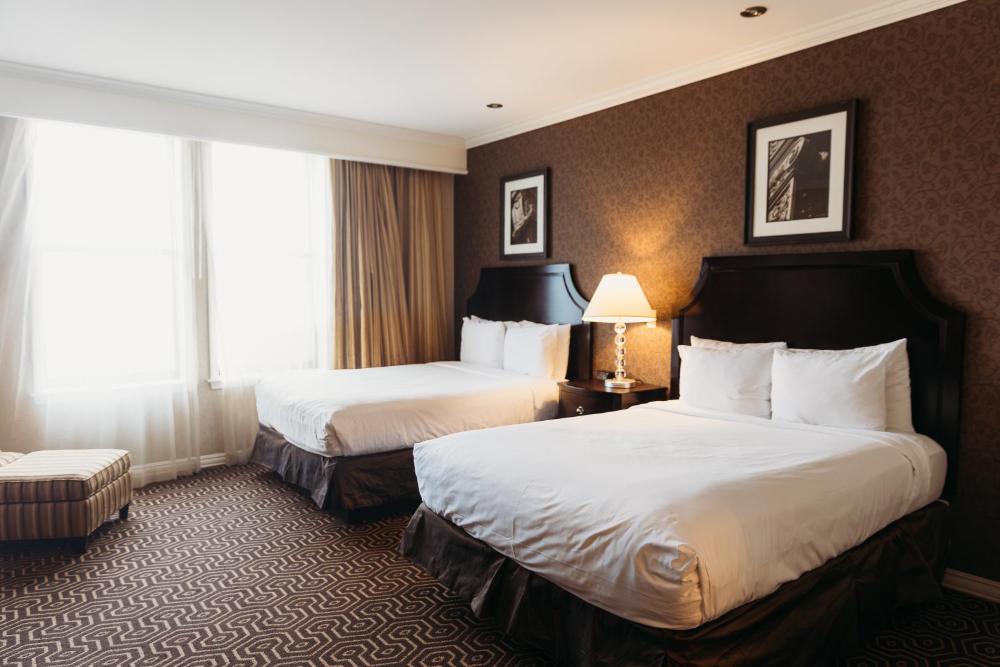 Hotel Julien Dubuque